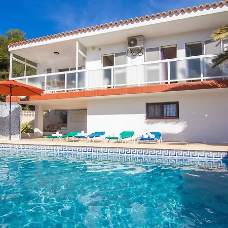 Abahana Villas Seagull Вилла Кальпе